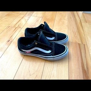 Children’s Vans sneakers US men’s size 4.5